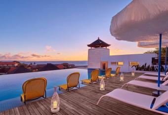 Aloft Bali Seminyak allows 18 year olds to book a room