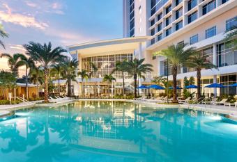JW Marriott Orlando Bonnet Creek Resort & Spa allows 18 year olds to book a room