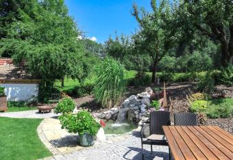 Denggenhof has Balcony rooms