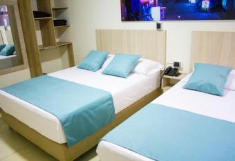 Hotel Street 50 Estadio allows 18 year olds to book a room
