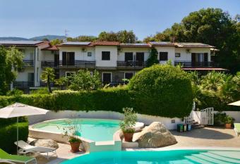 Eden Park Hotel has Balcony rooms