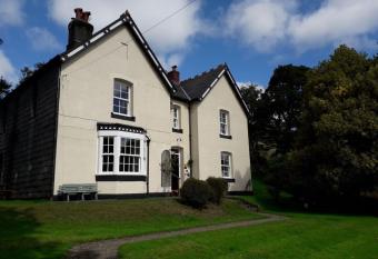 The Old Vicarage allows 18 year olds to book a room