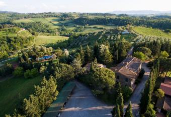 Agriturismo il Poggio has Balcony rooms