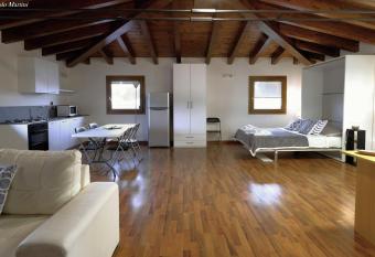 Mansarda Ai Ferrazzi has Balcony rooms