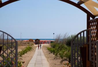 Hotel Vittoria has Balcony rooms