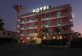 Hotel Hermitage has Balcony rooms