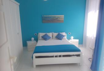 Casa di Ale - IUN P7217 has Balcony rooms