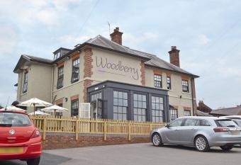 Woodberry Inn allows 18 year olds to book a room