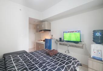 Apartemen The Springlake Summarecon Bekasi by Aparian has Balcony rooms