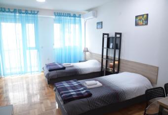 Petrograd Apart. has Balcony rooms