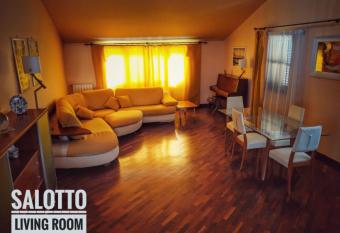 Casa Gres has Balcony rooms