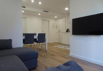 NOVALLAR allows 18 year olds to book a room