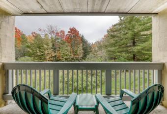 Mountain Green: 1B2 has Balcony rooms