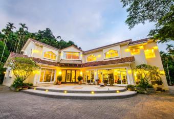 Butchard Villas has Balcony rooms