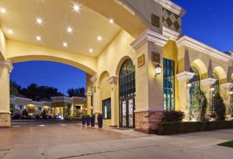 Best Western Woodland Hills Inn has Balcony rooms