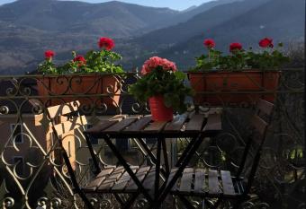 Hotel Villa San Fedele has Balcony rooms