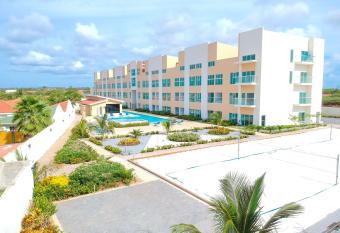 Aruba s Life Vacation Residences - By Heritage Property Management has Balcony rooms