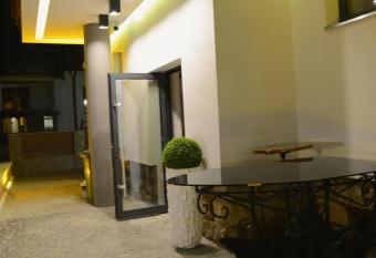 VIR Villa has Balcony rooms