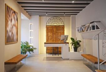 Albergo Centrale has Balcony rooms