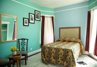 Western Hotel allows 18 year olds to book a room