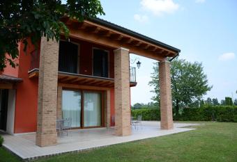 B&B Al Lauro has Balcony rooms