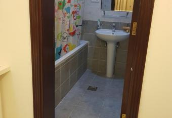 Joy Guesthouse Abu Dhabi has Balcony rooms