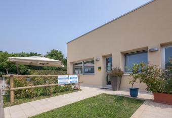 Camping Vicenza has Balcony rooms