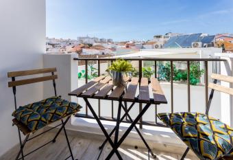 Sleep Inn Lagos Private Rooms allows 18 year olds to book a room