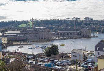 Tamar View by Pureserviced allows 18 year olds to book a room