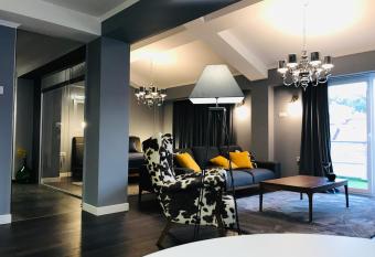 VNVP Apartment has Balcony rooms