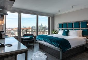 Hotel Le Bleu has Balcony rooms