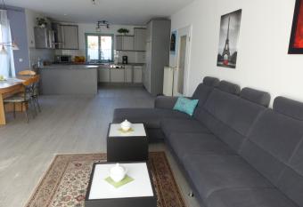 Haus Isabella has Balcony rooms