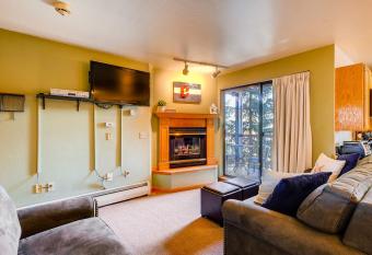 River Mountain Lodge has Balcony rooms