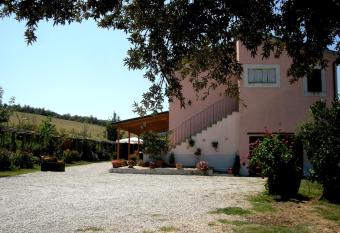 Agrihouse allows 18 year olds to book a room