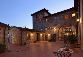 Borgo Antico Casalbosco Holiday Home & Winery has Balcony rooms