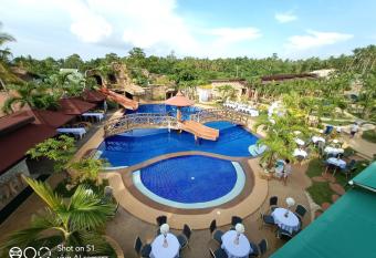 Camotes Ocean Heaven Resort has Balcony rooms