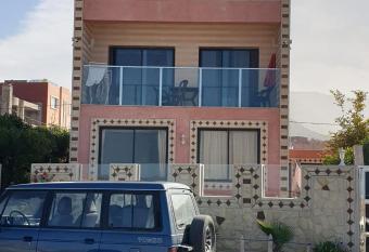 Genova surf house has Balcony rooms