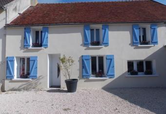 Le g  te du bois sebille has Balcony rooms