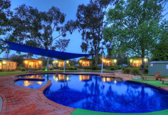 Ingenia Holidays Lake Hume allows 18 year olds to book a room