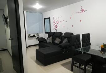 Excelente Apto en Guaduales del Caf   a 5 minutos del parque del caf   (Montenegro) has Balcony rooms