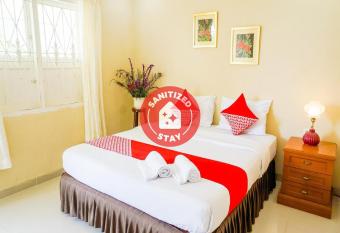 OYO 1785 Villa Jeruk Ciwidey has Balcony rooms