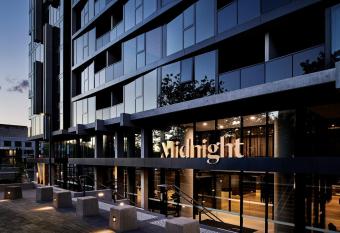 Midnight Hotel, Autograph Collection allows 18 year olds to book a room