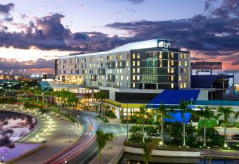 Aloft San Juan allows 18 year olds to book a room