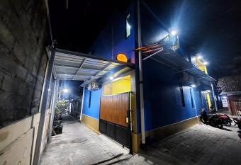 Griya Tugu Jogja Syariah allows 18 year olds to book a room