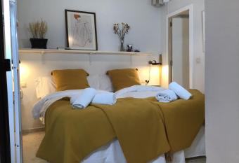 Santo Domingo - Centro has Balcony rooms