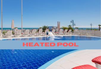 Hotel Manila has Balcony rooms