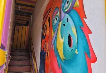 Hostal Bremen allows 18 year olds to book a room