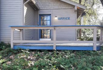 Alta Sierra Village Inn allows 18 year olds to book a room