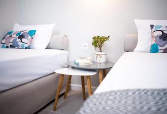 Avgerou Studios and Apartments has Balcony rooms