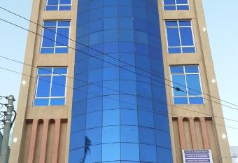 Claire de Lune Moonlight Hotel allows 18 year olds to book a room